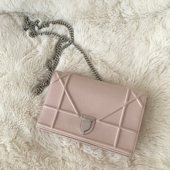 Dior Diorama Wallet on Chain Bag - Picture 2 of 15